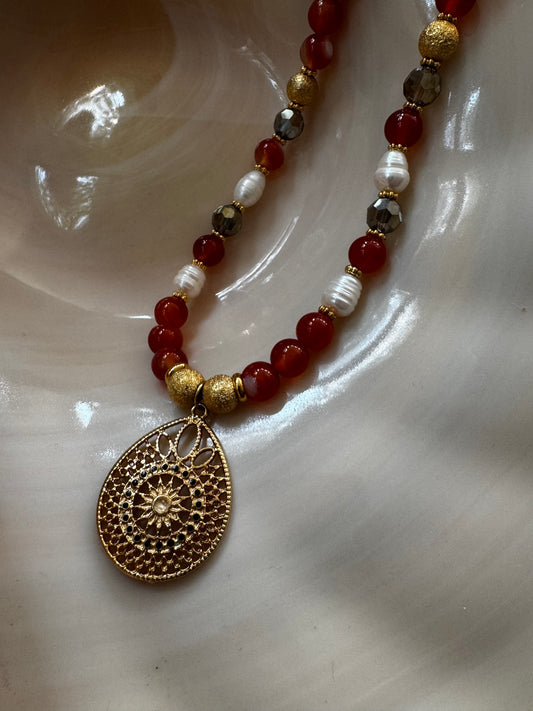 Necklace Peachy Vibes